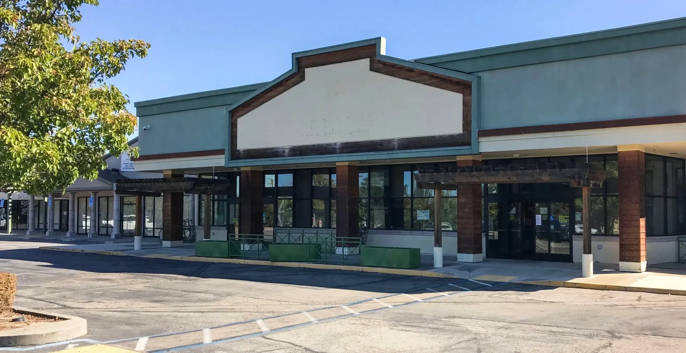 Grocery Store Roofing in Salem, OR