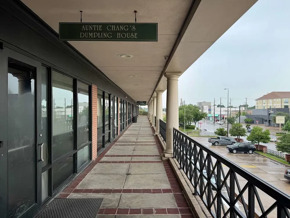 Multi-Tenant Retail Strip Roofing in Salem, OR